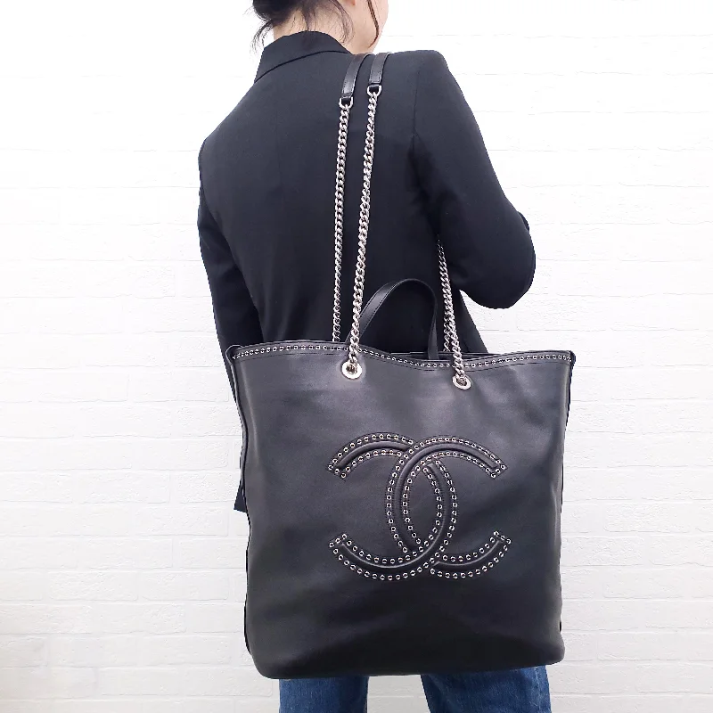 CHANEL 2018 LARGE COCO EYELET BLACK TOTE($9000)