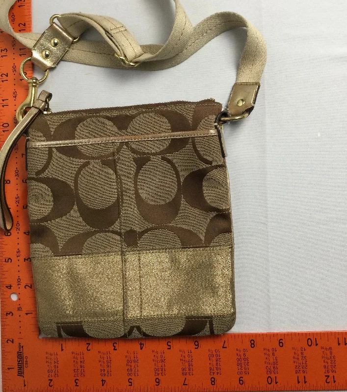 Crossbody By Coach  Size: Small