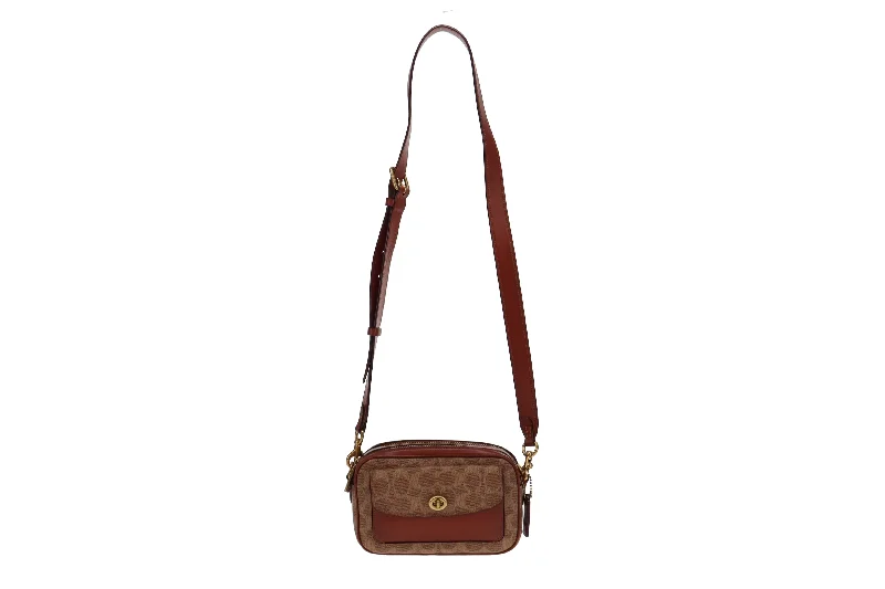 Coach Willow Camera Bag In Signature Canvas