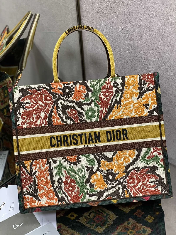 Christian Dior Bags  495